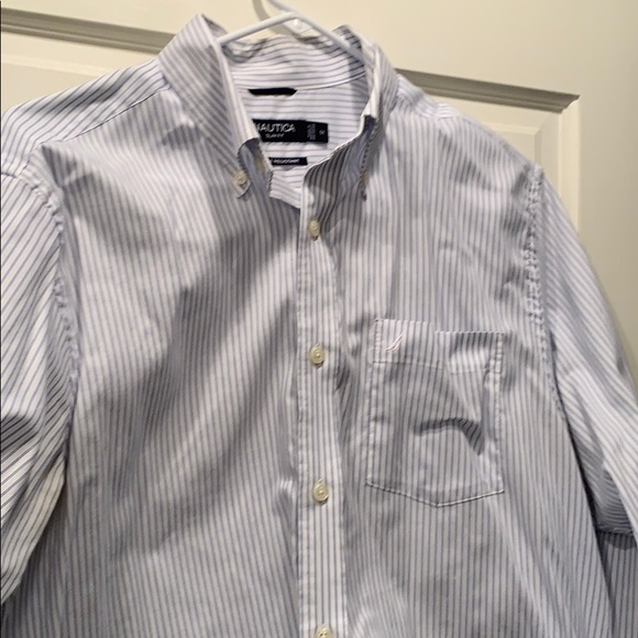 Gently worn nautica dress shirt medium - Picture 1 of 3